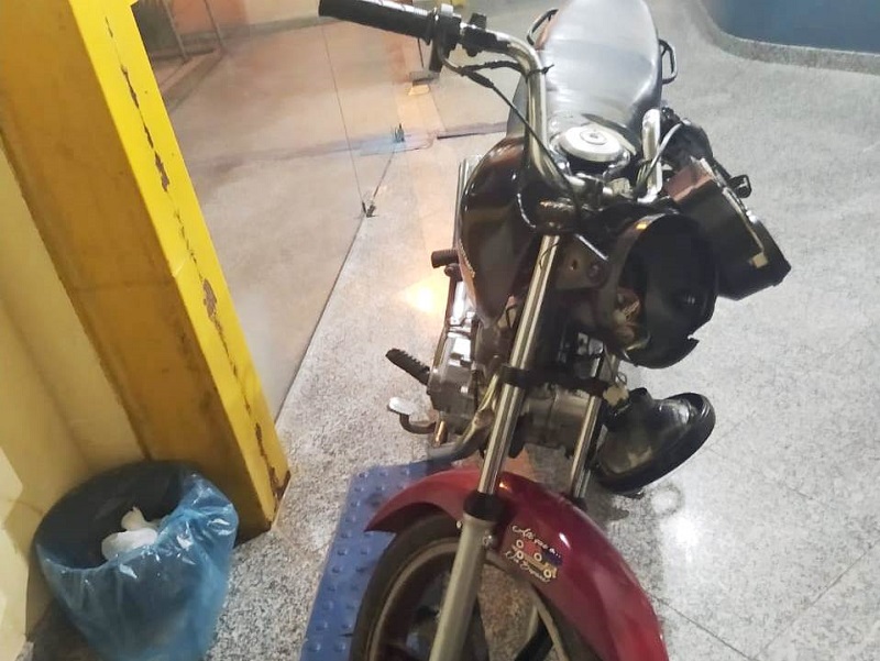 Perseguição policial termina com adolescente apreendido em SJB