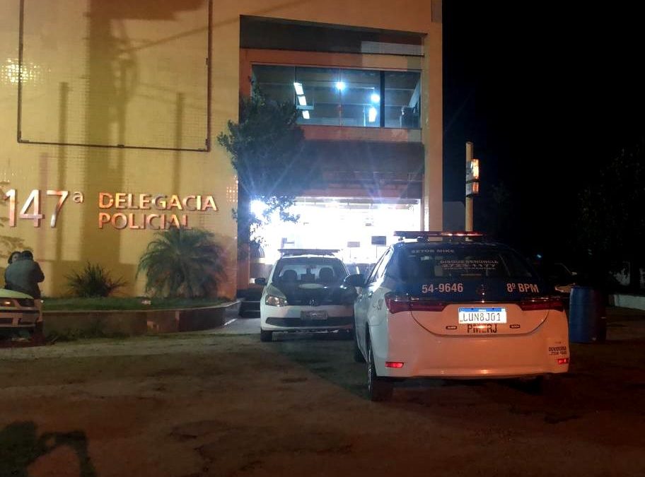 Mulher é baleada em praça de SFI