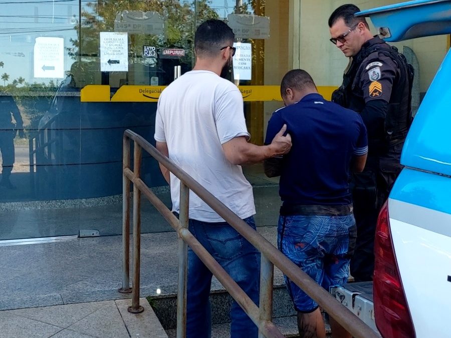 Polícias Civil e Militar cumprem mandado de prisão por roubo em SJB