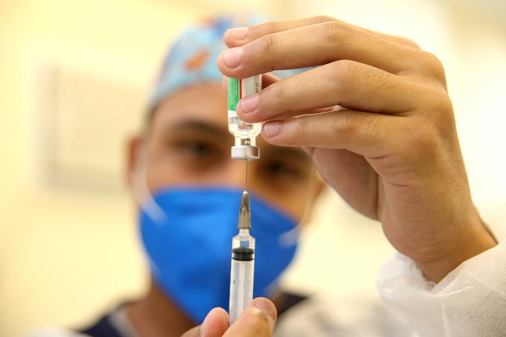Confira dias e locais da vacinação contra a Covid-19 em SJB