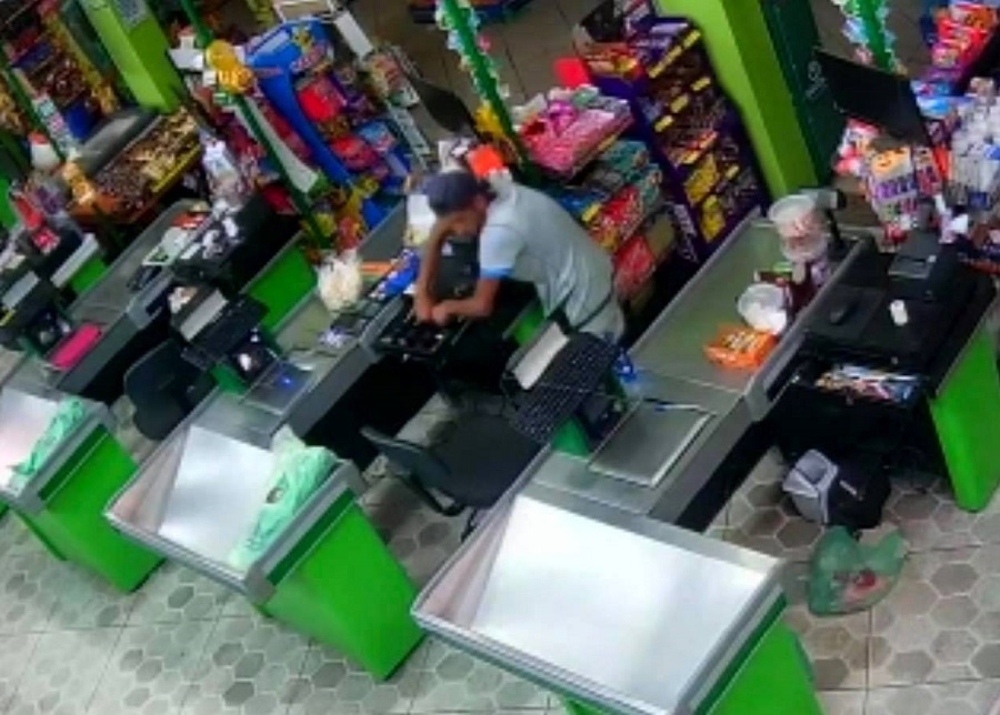 *Vídeos* – Mais um comércio é invadido em São João da Barra