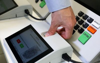 TSE apresenta novo modelo de urna eletrônica para eleições de 2022
