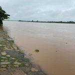 Vídeo - Rio Paraíba do Sul atinge 6 metros em SJB