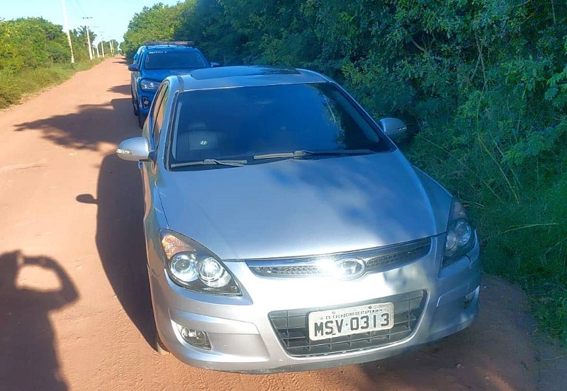 Carro furtado em Chapéu de Sol é encontrado em Grussaí