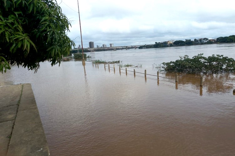 Nível do rio Paraíba aumenta em Campos e atinge o cais da Lapa