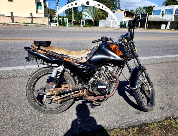 PM recupera em Campos motocicleta furtada em SJB
