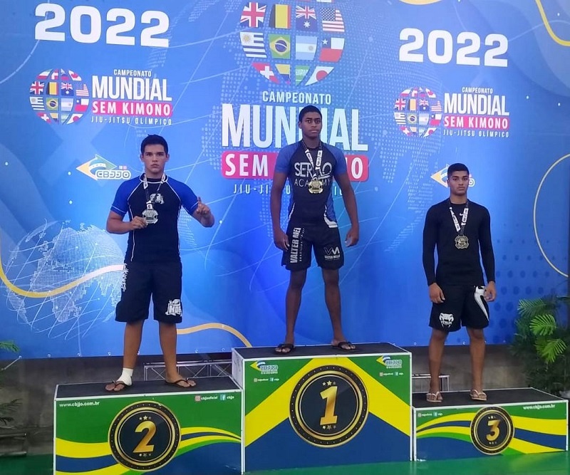 Jovem de SJB conquista segunda colocação em campeonato mundial de Jiu-jtsu no RJ