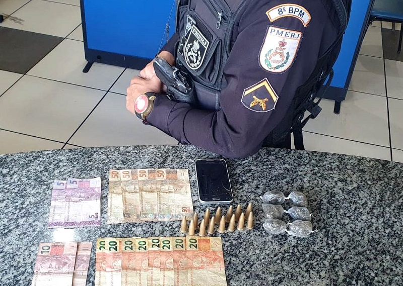 Jovem preso com drogas em SJB