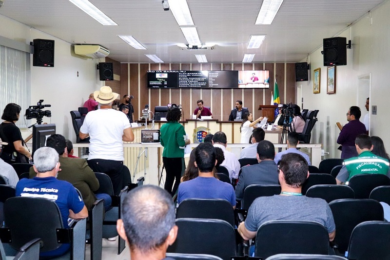 Sociedade e Poder Público discutem solução para problema na Zona de amortecimento do PELAG