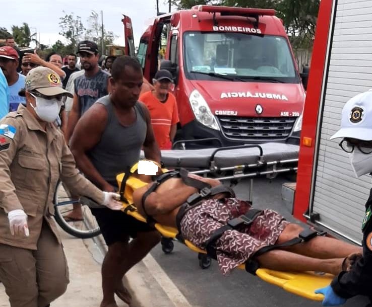 Pai mata filha a facadas e incendeia casa com ela dentro em SJB