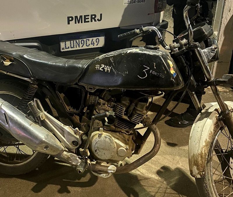 PM apreende motocicleta com motor furtado em SJB