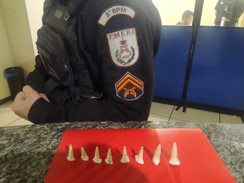 PM apreende droga em SJB