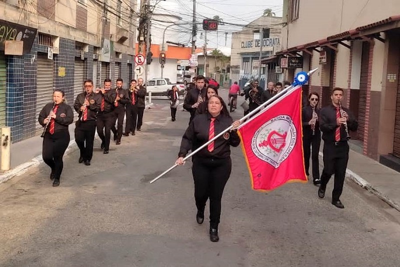 Banda União dos Operários completa 130 anos com desfile em SJB