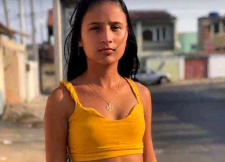 Adolescente atingida por bala perdida em Campos morre no HFM