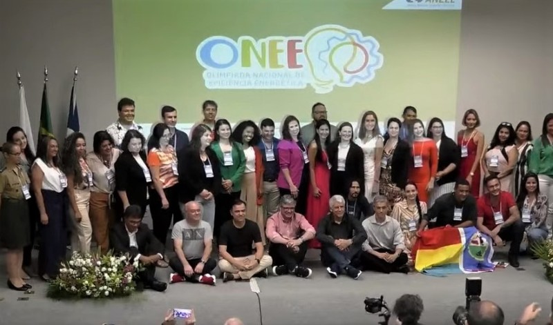 Alunos de SJB são premiados em Olimpíada de Eficiência Energética em Brasília