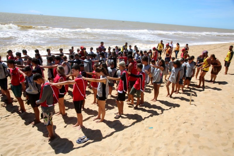 Projeto Botinho reúne 100 crianças e adolescentes em Grussaí