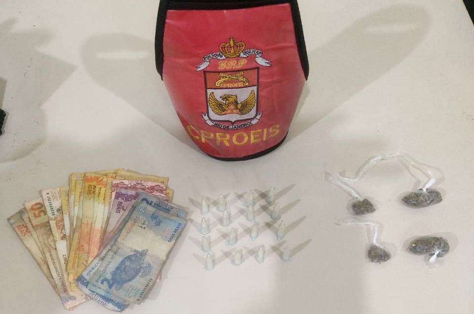 Jovem preso com drogas em SJB