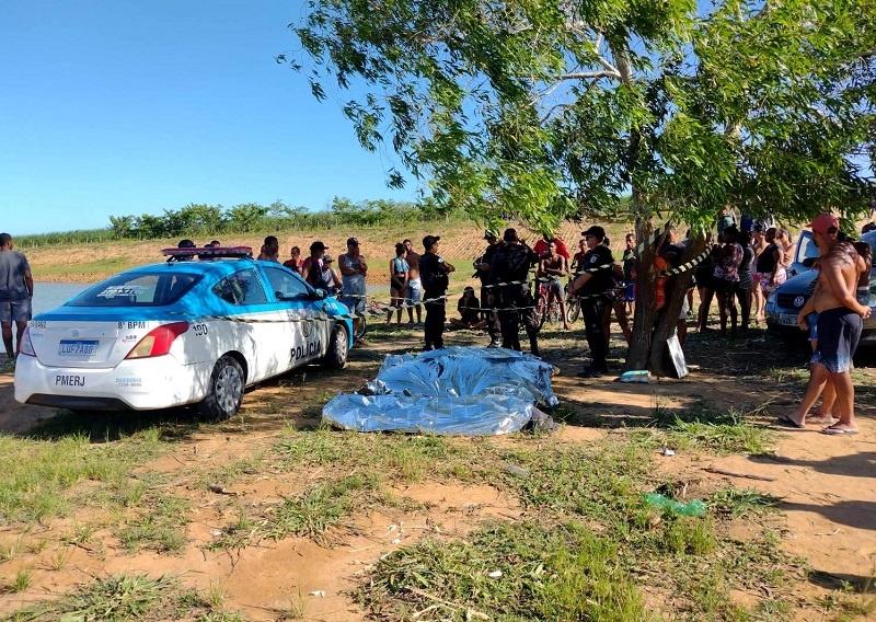 Tragédia: cinco pessoas da mesma família morrem afogadas em lagoa de Campos