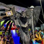 Mascarados dão o tom da festa no carnaval de SJB