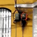 Vídeo - Relógio medidor de energia da Câmara de SJB pega fogo
