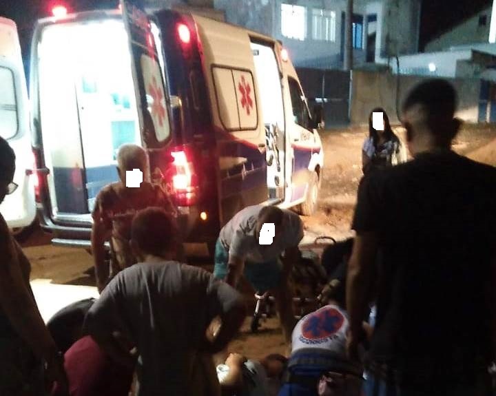 Acidente deixa casal ferido em SJB