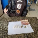 Homem é preso por tráfico de drogas em SJB