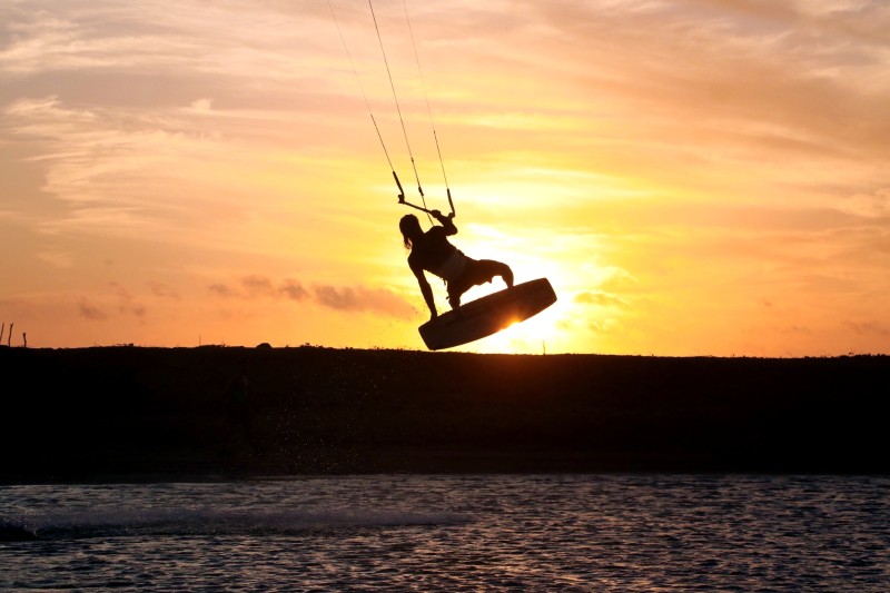 Competição de kitesurf acontece no dia 30, na Lagoa de Iquipari