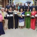 Professores recebem Prêmio de Honra ao Mérito concedido pelo Legislativo