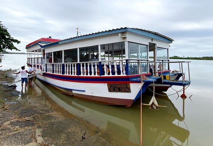 Catamarã: o sonho de Diney pelas águas do rio Paraíba do Sul em SJB- Assista ao vídeo