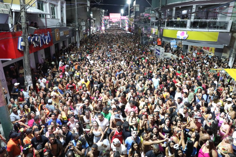 Verão e carnaval atraem grande público e movimentam a economia de SJB
