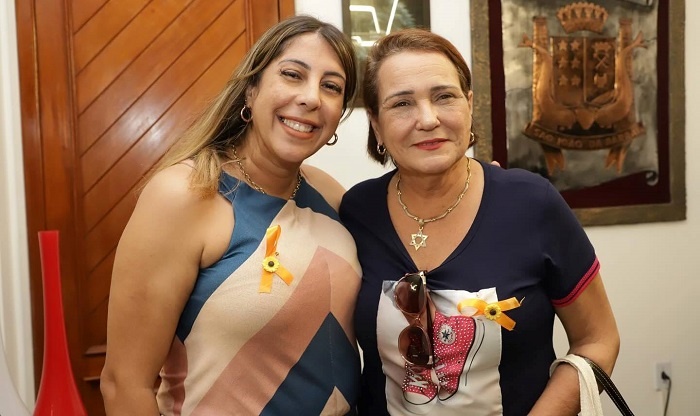 Câmara de SJB aprova contas de Carla Machado e Carla Caputi