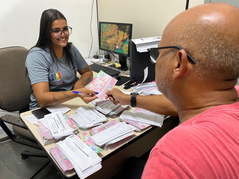 Entrega de adesivo de morador para o Carnaval em SJB vai até quinta