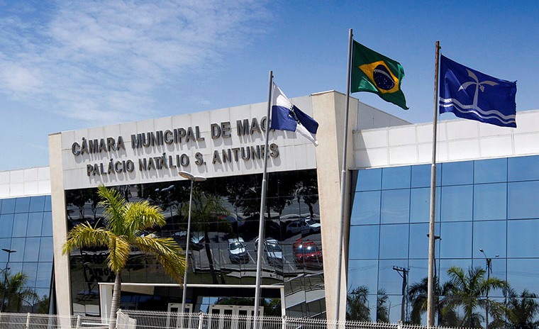 MPRJ obtém condenação de vereador e chefe de gabinete por rachadinha em Macaé