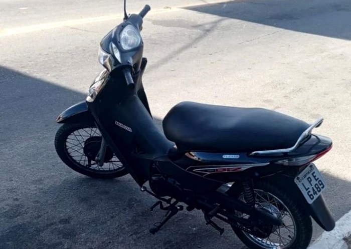 Motocicleta furtada em São João da Barra