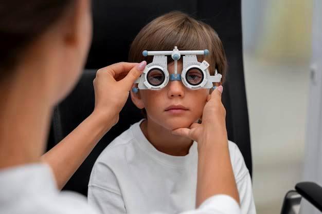 Lei autoriza o município a realizar exames oftalmológicos e auditivos nos alunos da rede