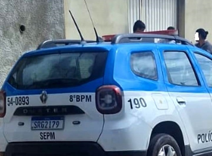 Homem é assassinado a tiros dentro de residência em SJB