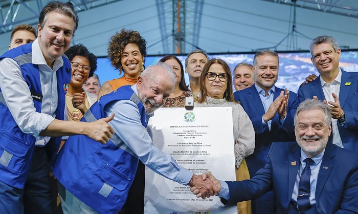 Vídeos – Lula inaugura prédios da UFF em Campos e anuncia edital para cursinhos populares