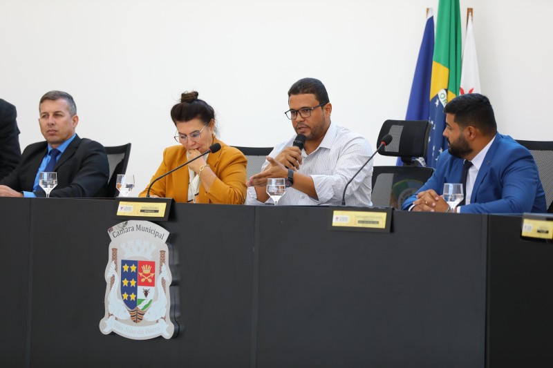 Prefeitura de SJB apresenta LDO 2026 na Câmara de SJB