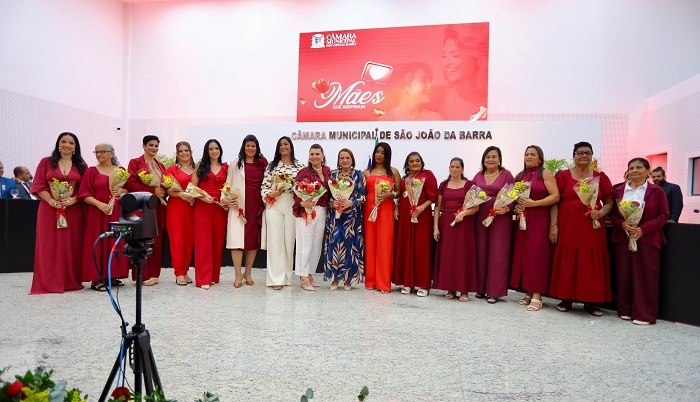 Vídeos – Câmara de SJB homenageia mães sanjoanenses e deputada Carla Machado