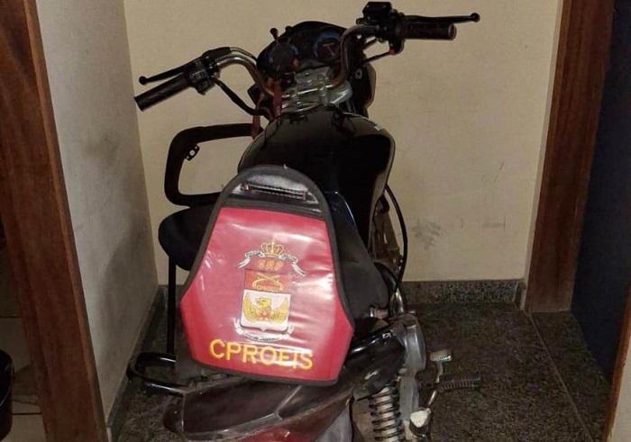 Motocicleta é apreendida por perturbação do sossego no Centro de São João da Barra