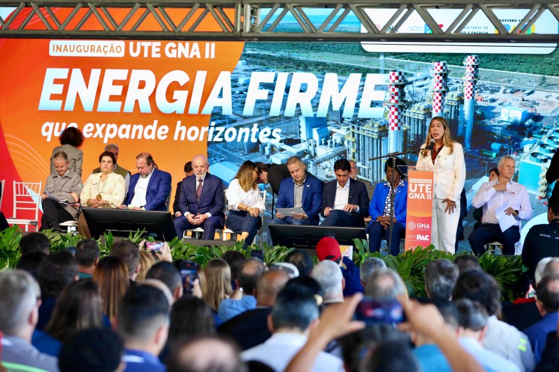 Vídeos – Carla Caputi participa de inauguração da GNA II e leva demandas a Lula