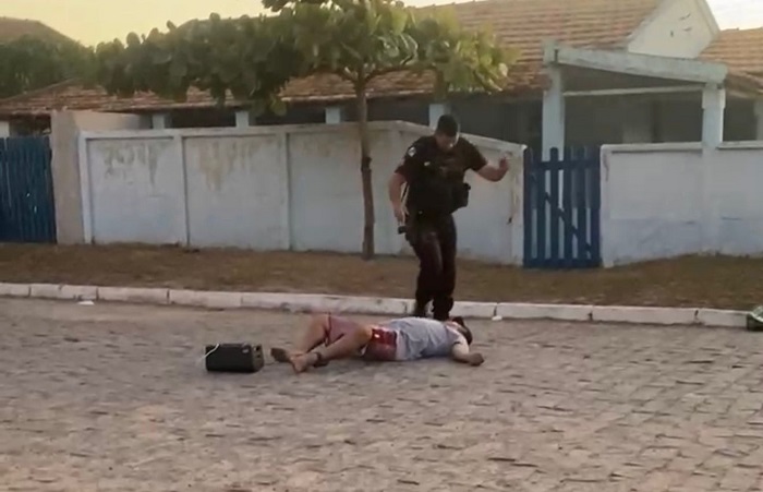 Vídeo – Homem é preso por furto durante perseguição policial em São João da Barra