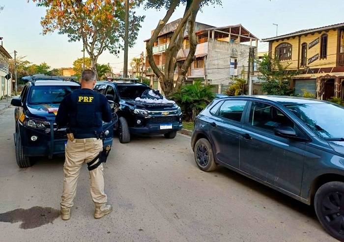 Vídeo – PRF apreende grande quantidade de entorpecentes em ação conjunta com a Polícia Federal