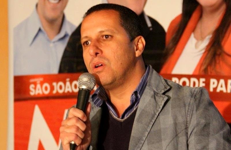 Secretário é assaltado por homens armados no Centro de São de João da Barra