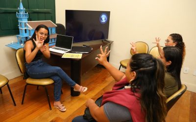 Curso gratuito de Libras com 175 vagas em SJB