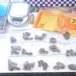 Jovem é preso por tráfico de drogas em São João da Barra drogas