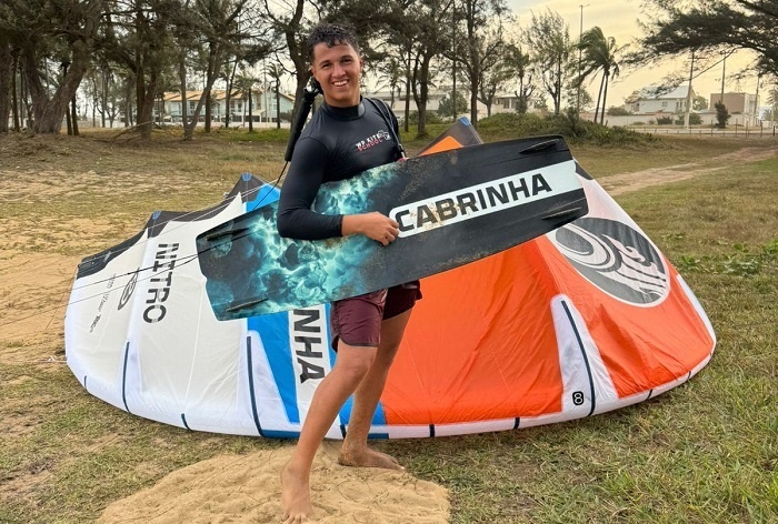Atleta de Grussaí registra o segundo maior salto de kitesurf do Brasil em 2025