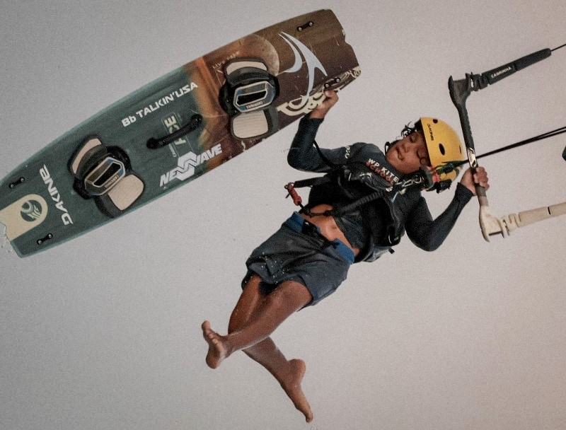 SJB representada no fim de semana no kitesurf, jiu-jitsu e fisiculturismo