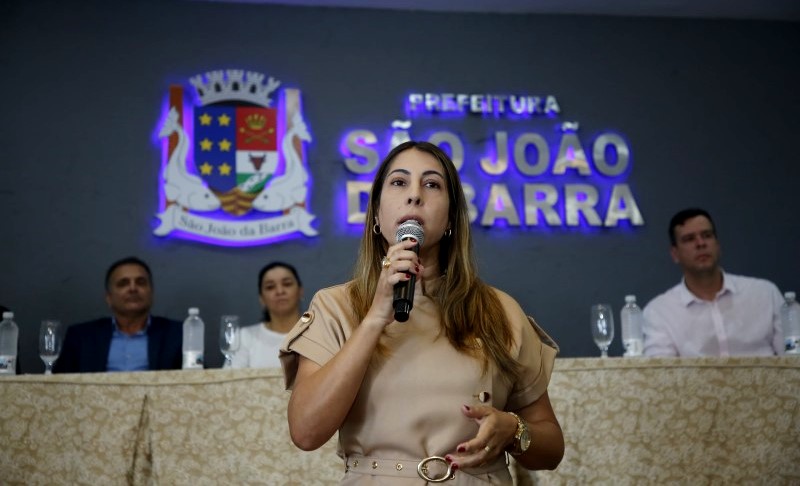Carla Caputi anuncia criação do Centro de Atendimento à Criança e ao Adolescente em SJB