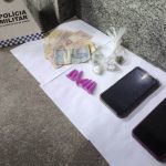 Dois homens são presos por tráfico e associação para o tráfico em Grussaí, São João da Barra DROGA